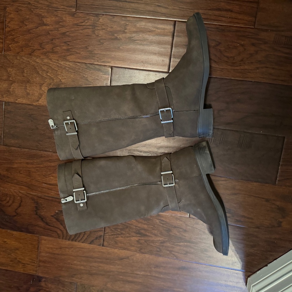 Kelly & Katie boots